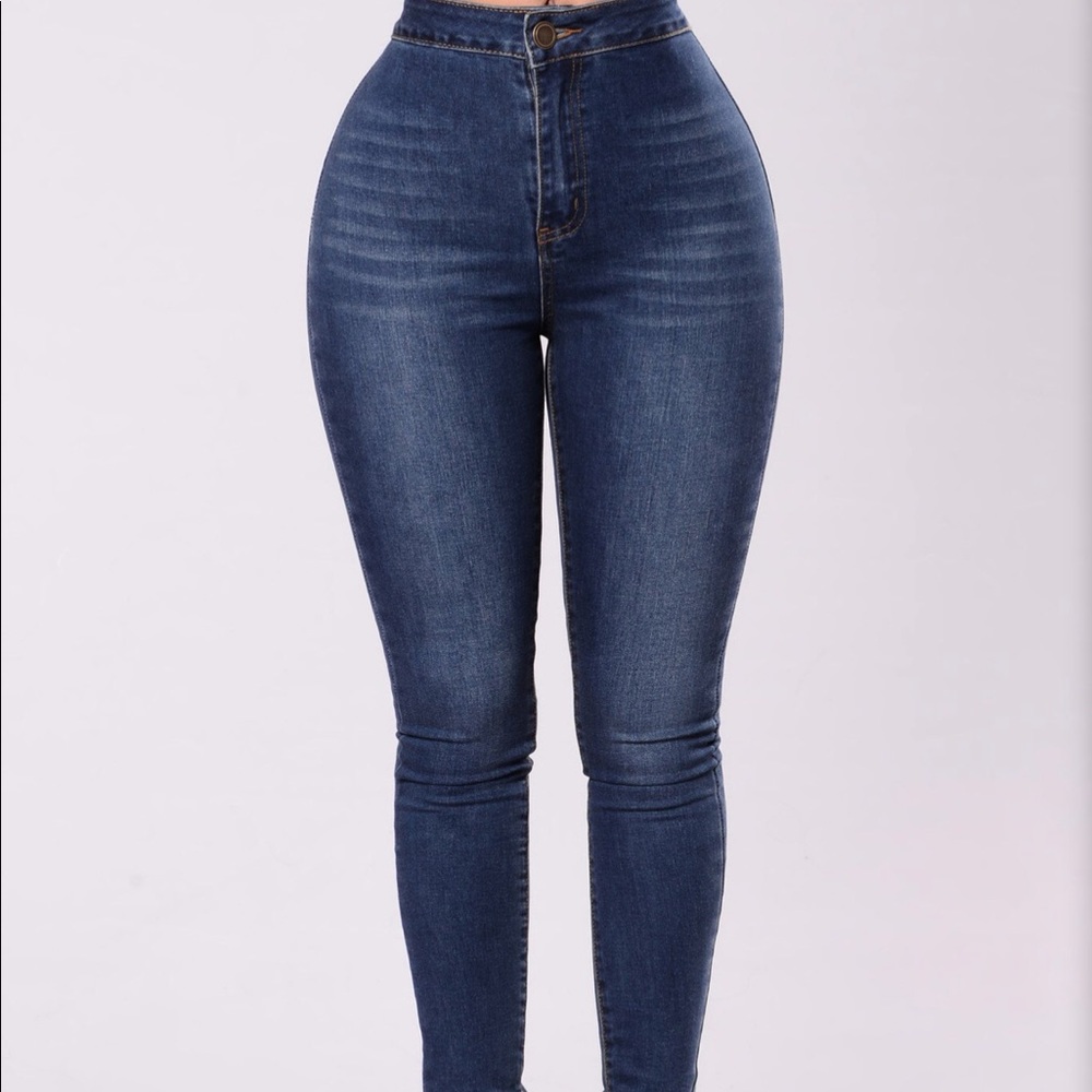 Fashiona Nova “Hard to let go” jeans